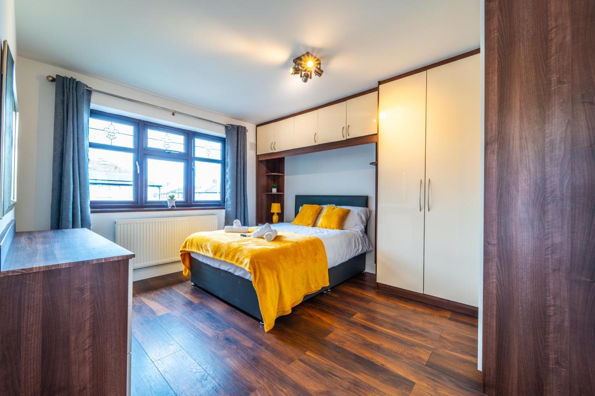 Modern Spacious 4 Bed Hayes Home With Free Parking المظهر الخارجي الصورة